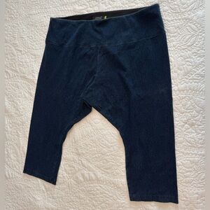 Crop denim jeggings size 4XL